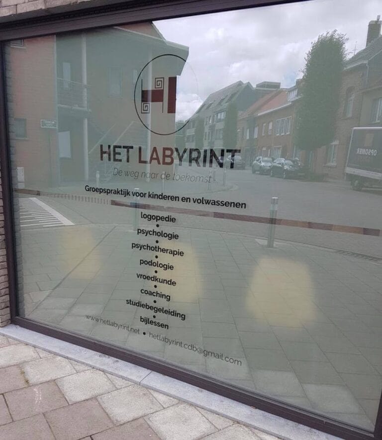 Podoloog Brugge 16 Voorgevel van groepspraktijk Het Labyrint in Sint-Kruis, praktijk van podoloog Margaux Verstraete
